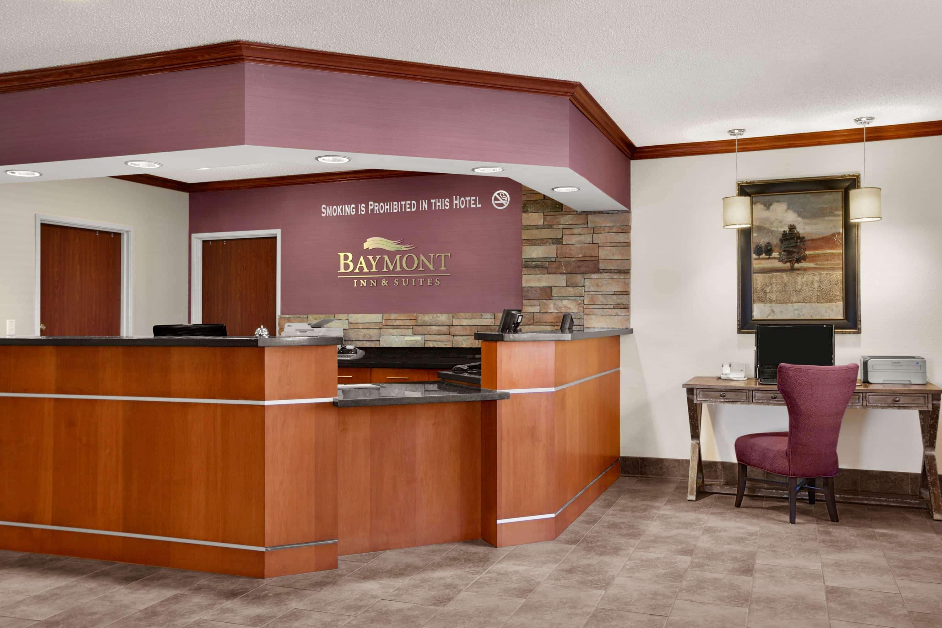 Baymont By Wyndham Golden/Red Rocks Hotel Лейкуд Екстериор снимка